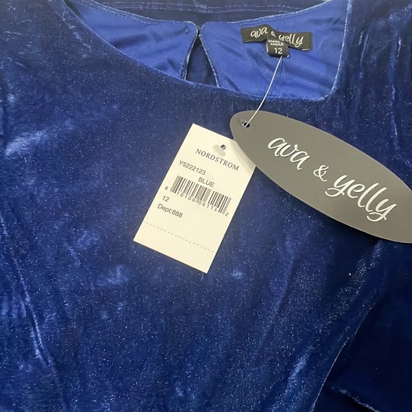 NEW Ava & Yelly Kid long sleeve, Velvet Dress, size 12. - Picture 4 of 4